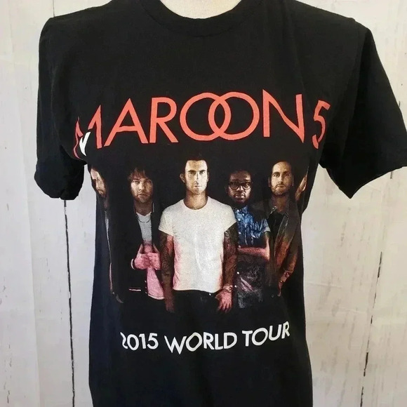 Maroon 5 2015 World Tour Graphic Band Tee - Picture 2 of 5